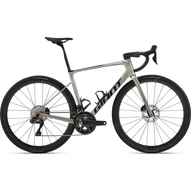 GIANT DEFY ADVANCED SL 1 GOLDEN HAZE/PENTHER 2024 FÉRFI ORSZÁGÚTI KERÉKPÁR