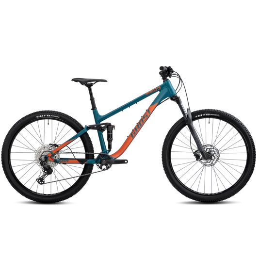 GHOST KATO FS UNIVERSAL BLUE GREY/ORANGE MATT 2022 FÉRFI ÖSSZTELESZKÓPOS MTB KERÉKPÁR