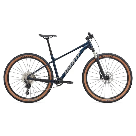 GIANT Talon 29 0 férfi MTB kerékpár - M méretben